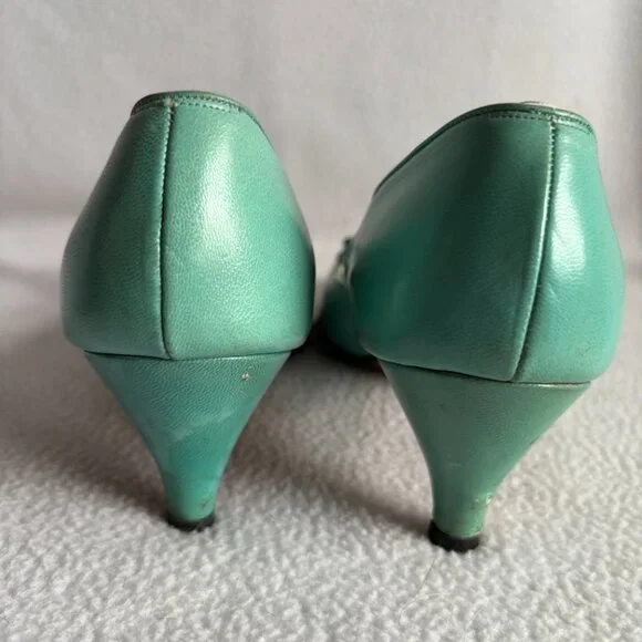 Vintage 1960s Saks Fifth Avenue Mint Green Heels - Picture 11 of 15